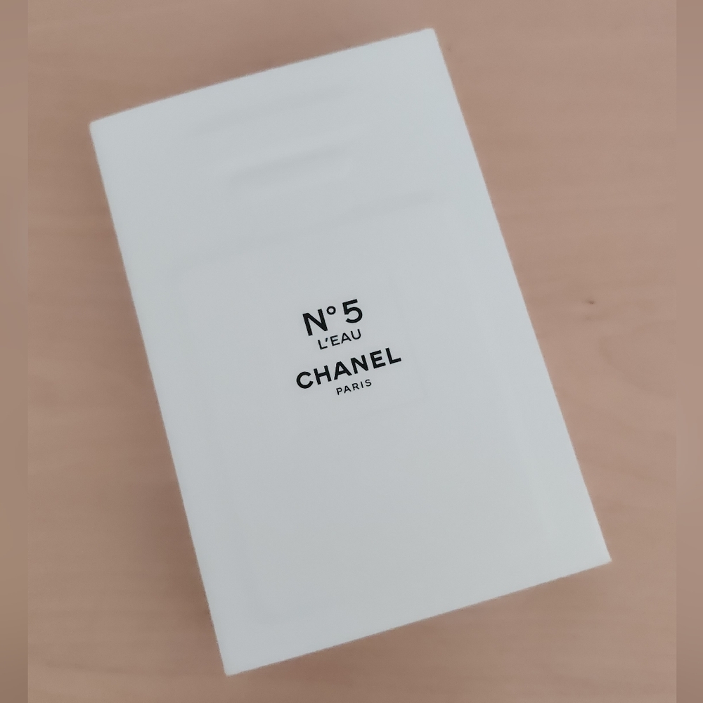 Chanel No. 5 L'eau